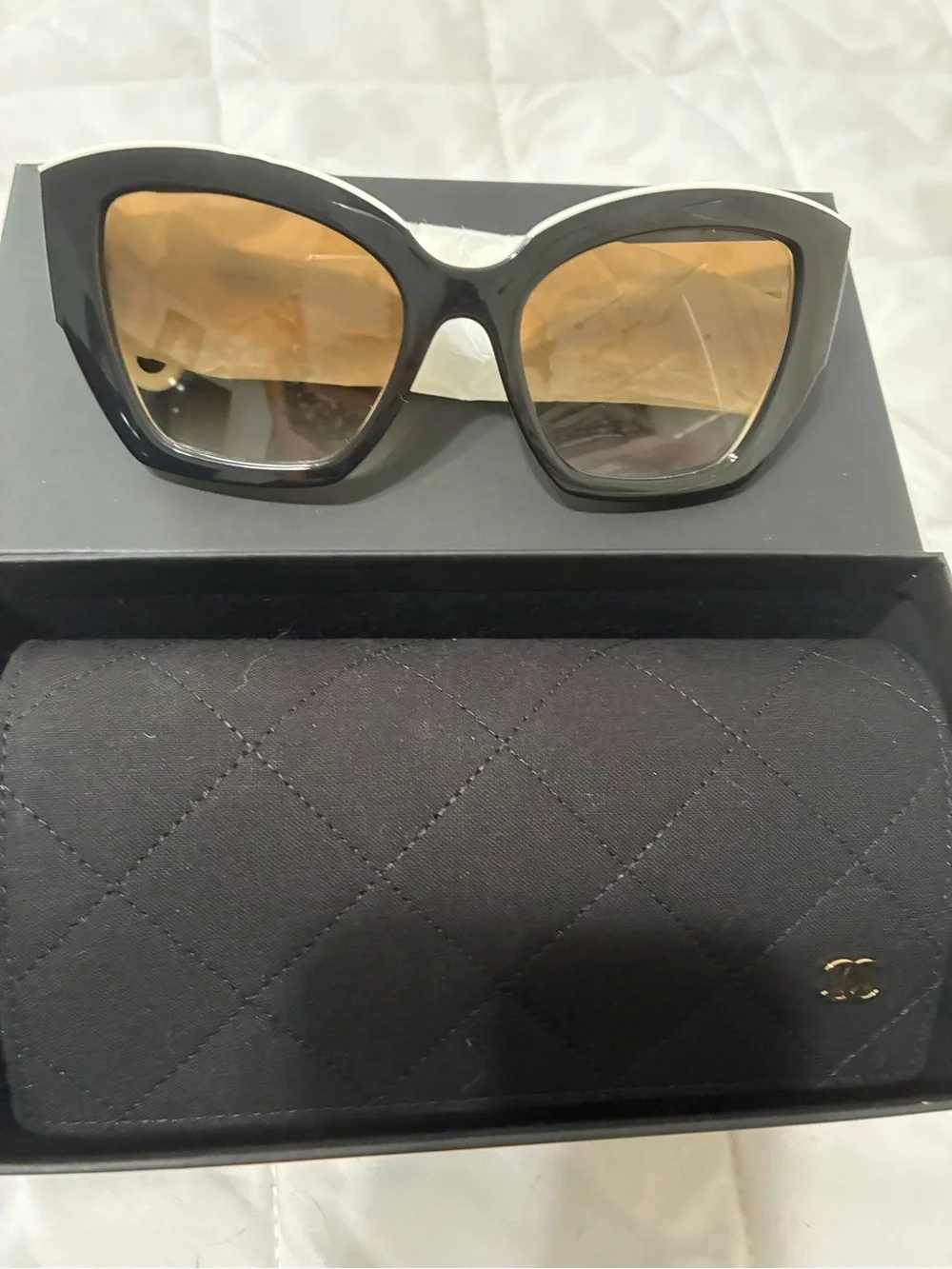 CHANEL Black and White CC Logo Temple Sunglasses